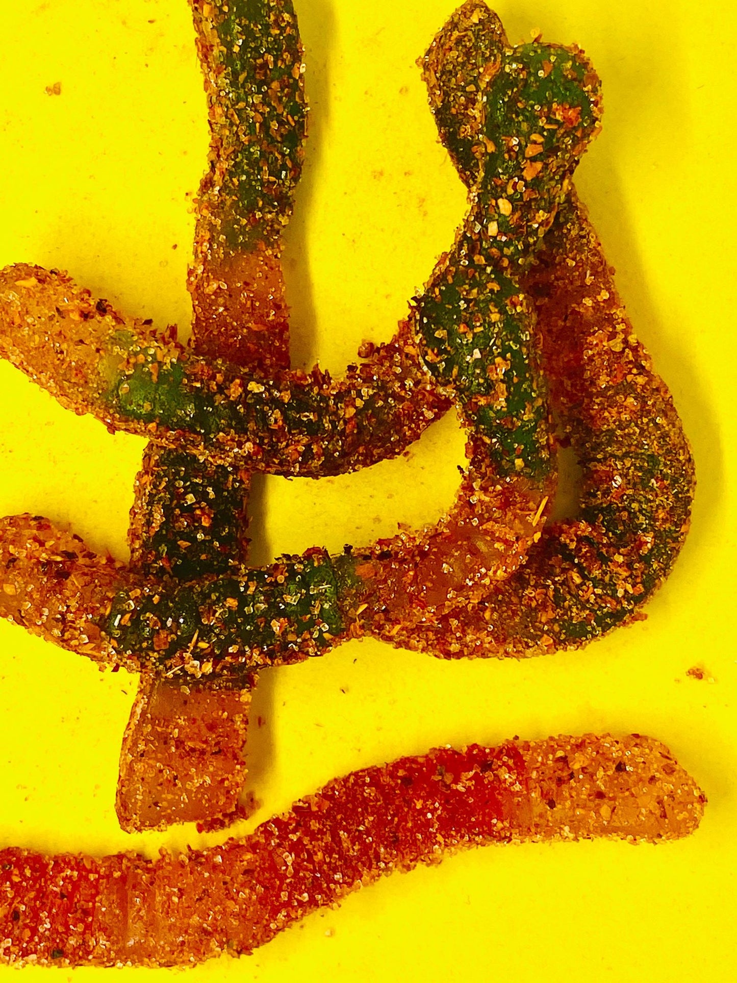 Gusanos enchilados